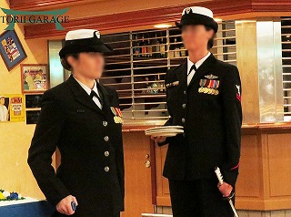 【新品未使用】米海軍制服&海軍バッジ付 海軍飛行士官規則 新品未使用】米海軍制服&海軍バッジ付 海軍飛行士官規則 - メルカリ